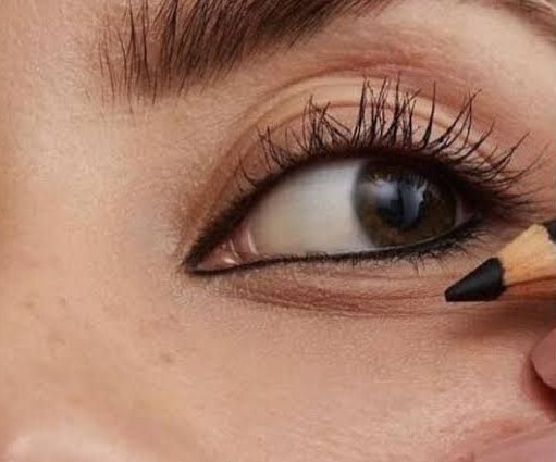 Lápis Marrom Olhos Traços Definidos Apontador Fenzza 1,2g