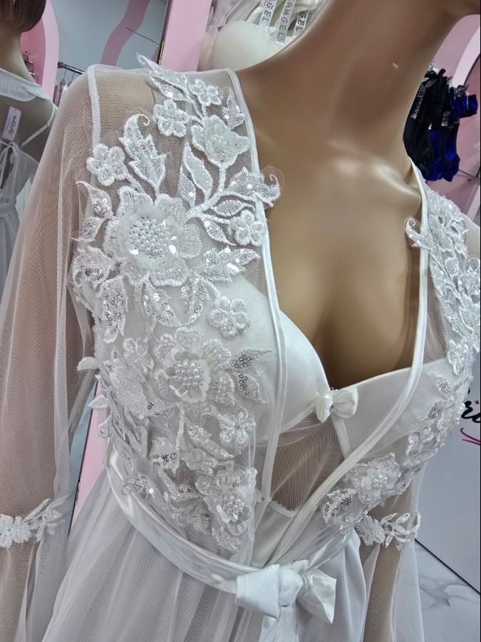 Chantilly Dream Gown GL