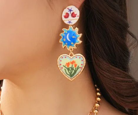 Aretes Asimétricos Jardín Celestial Multicolor Esmaltado