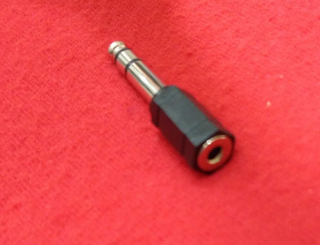 Adaptador 1/4 Stereo a 3.5 Stereo Plastico A63ST35PL