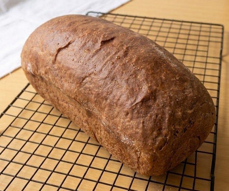 Pão caseiro artesanal semi integral, cacau e mel 500gr