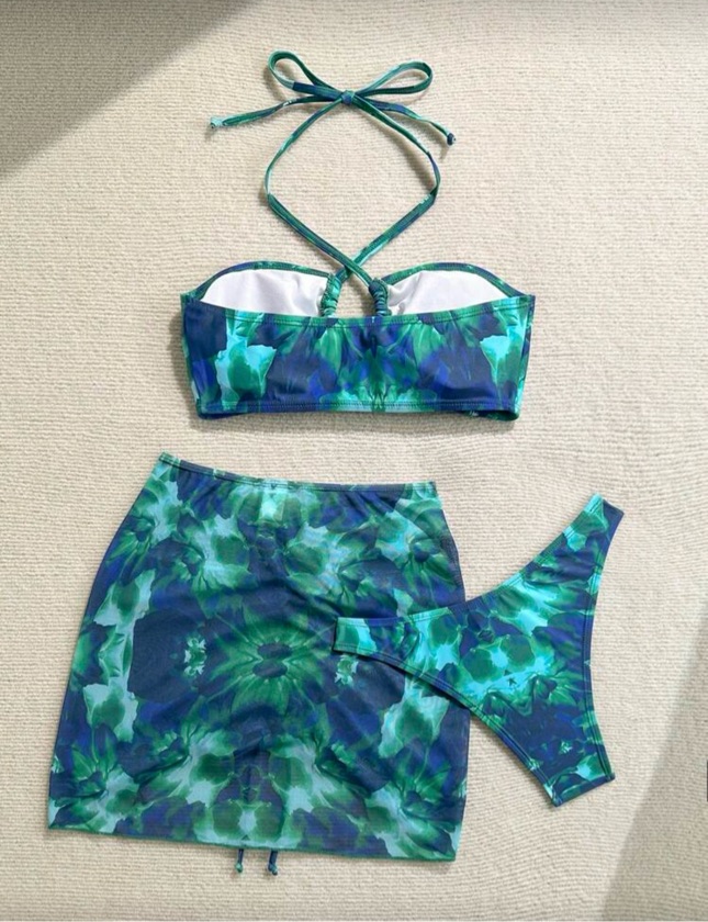 Conjunto de traje de baño de mujer con top halter, estampado floral, bikini sexy, con cubre y falda corta para el verano y la playa