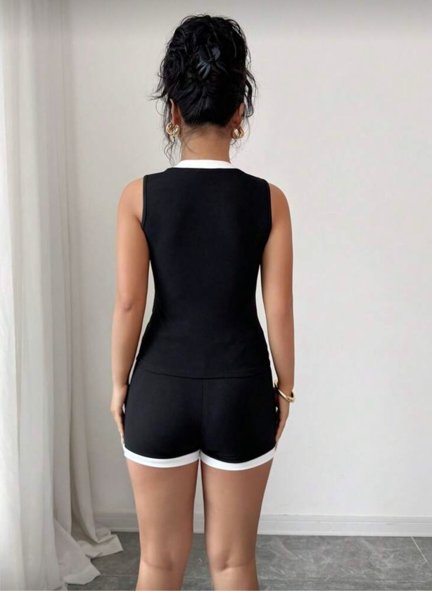 Set de 2 piezas Top sin mangas con botones delanteros y recortes a color y Shorts
