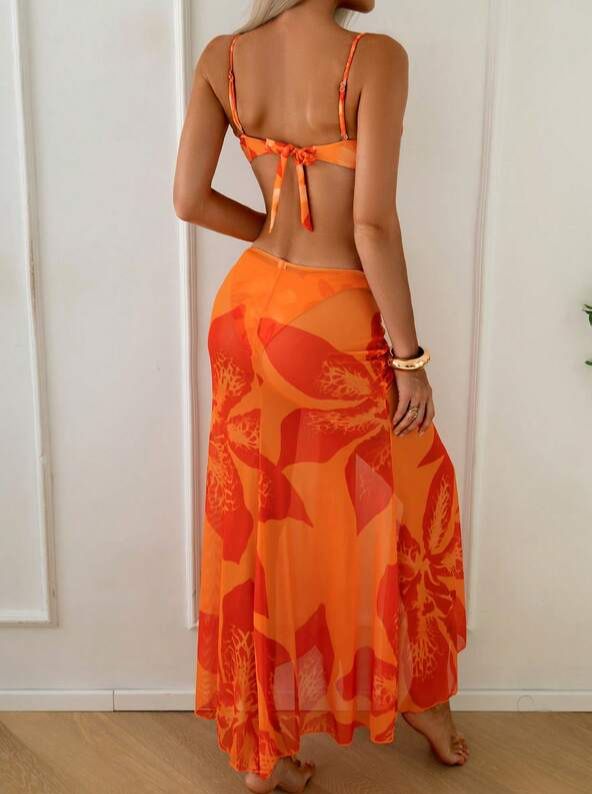 Conjunto de Bikini y Falda Pareo Naranja