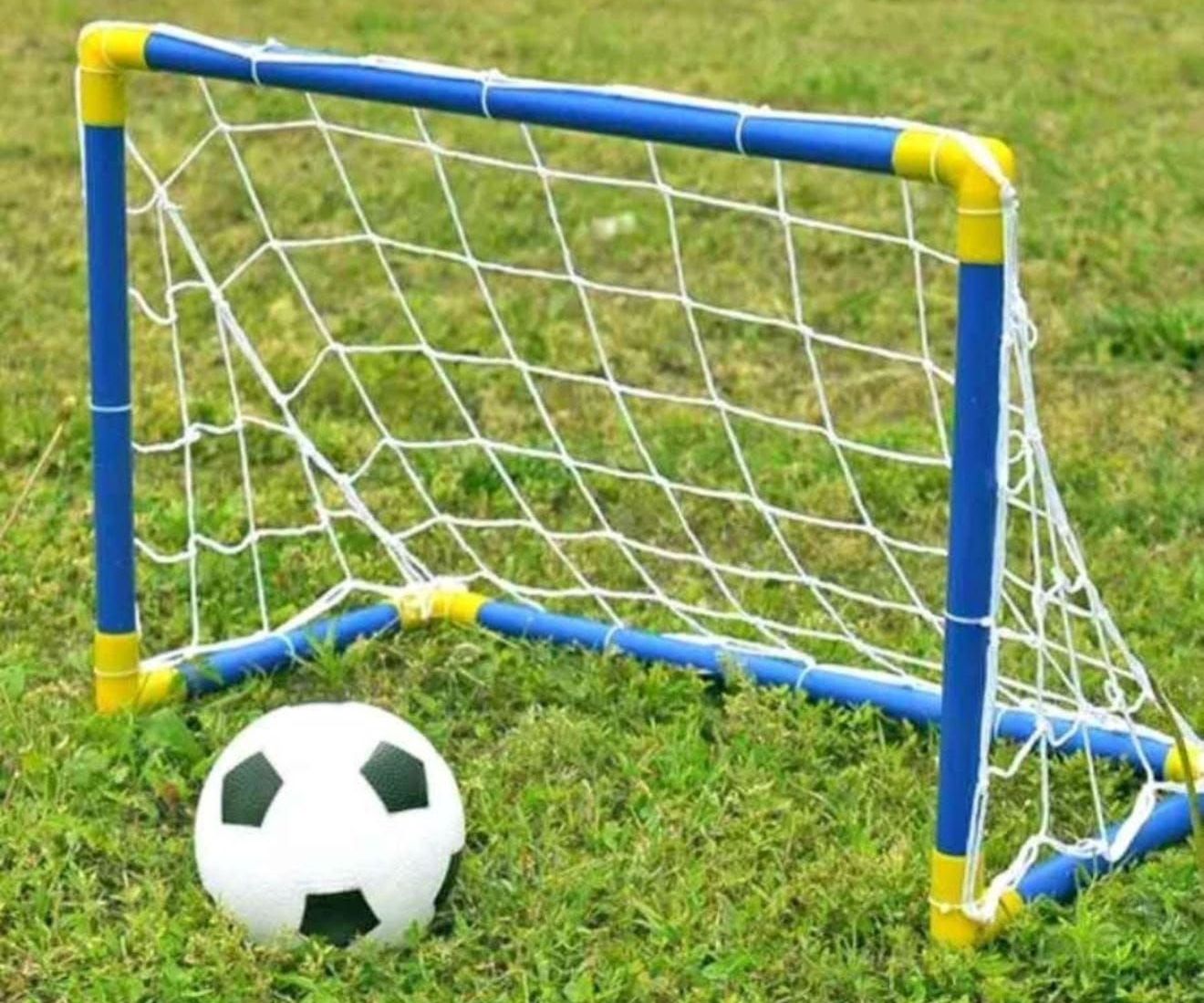 ARCO DE FUTBOL CON PELOTA