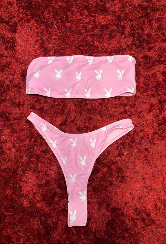 Traje de baño playboy ☀️