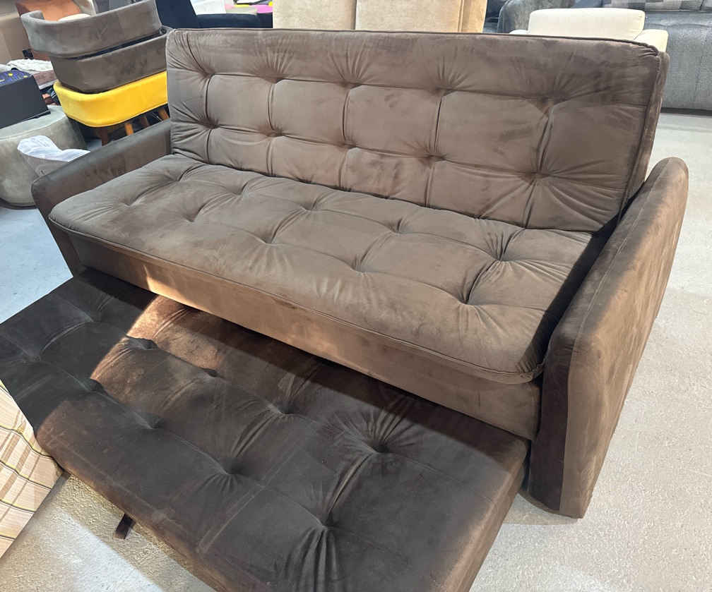 Sofá Cama 2mts. Veludo Marrom c/ Cama Auxiliar - Showroom