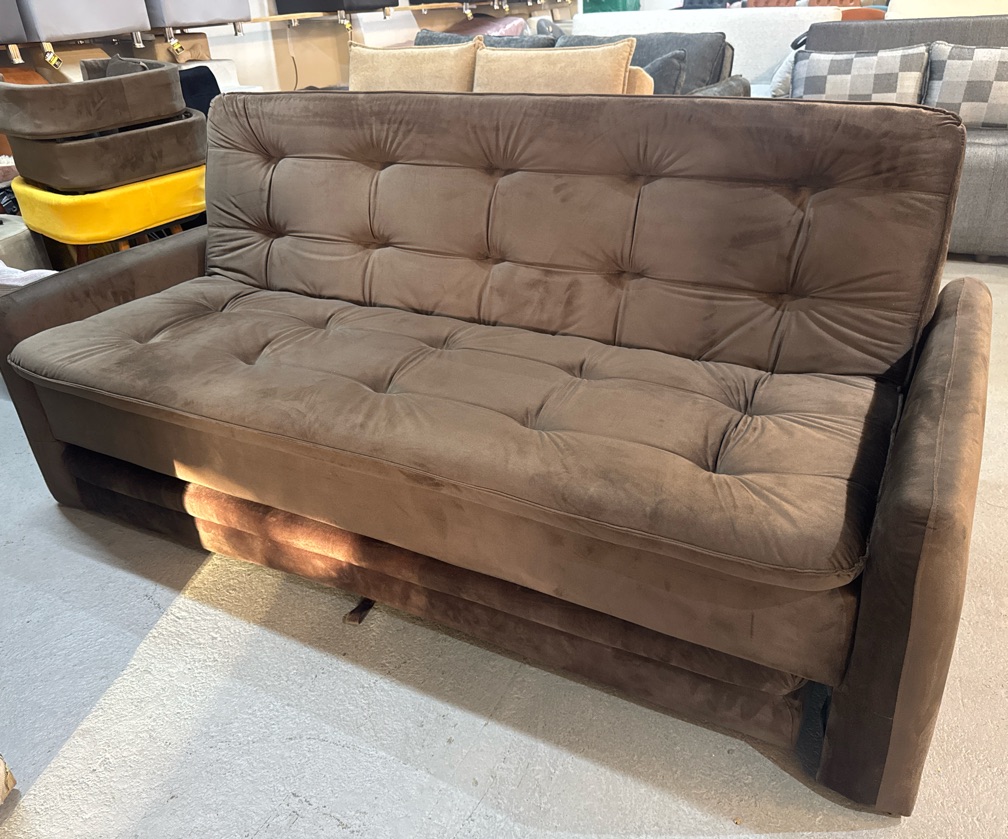 Sofá Cama 2mts. Veludo Marrom c/ Cama Auxiliar - Showroom