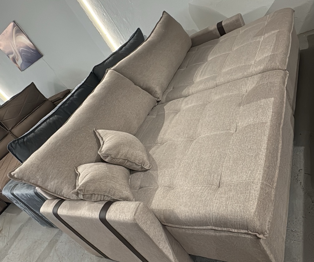 Sofá American, 2,60mts. Linho Castor - Showroom
