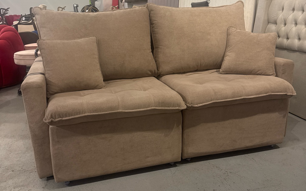 Sofá American, 180cm, Boucle Cappuccino - Showroom
