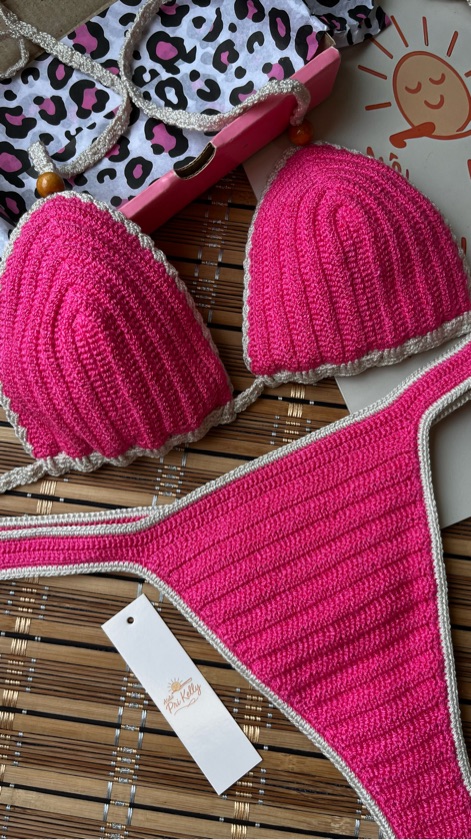 Biquíni Rosa com Off