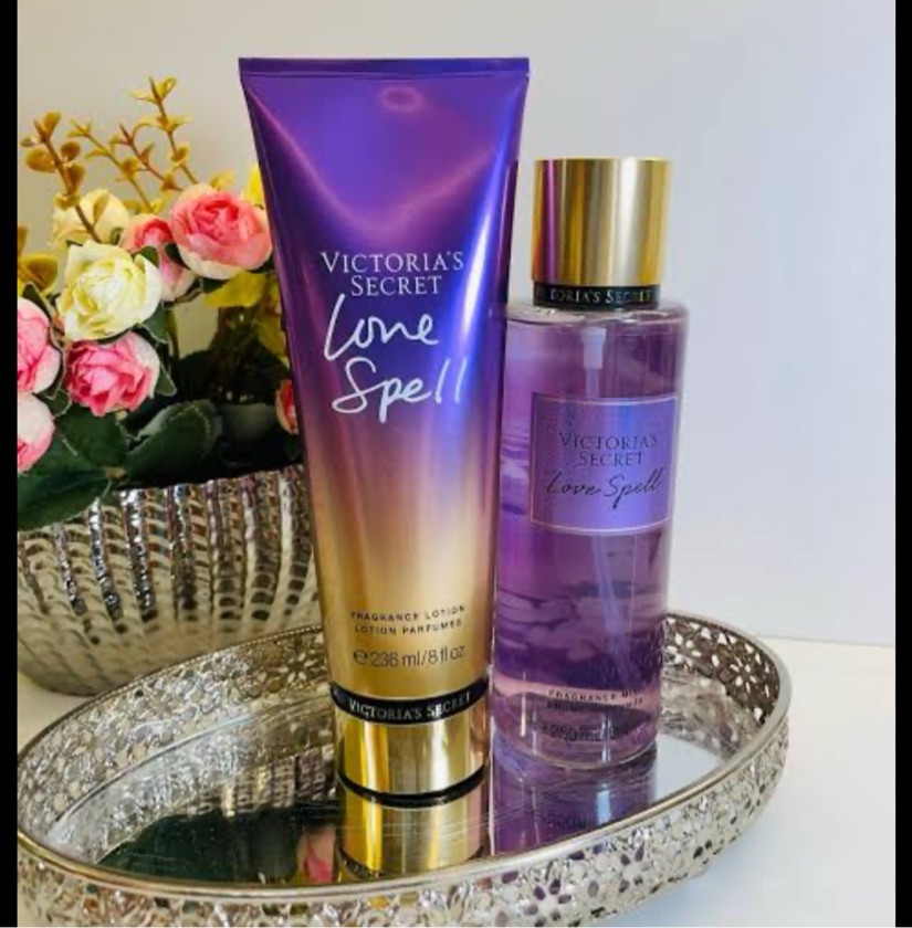Kit Hidratante Love Spell Hidratante 236ML + Body Splash 250ML