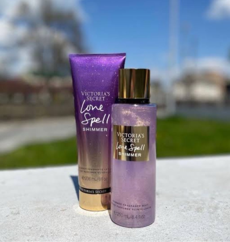 Kit Hidratante Love Spell Hidratante 236ML + Body Splash 250ML