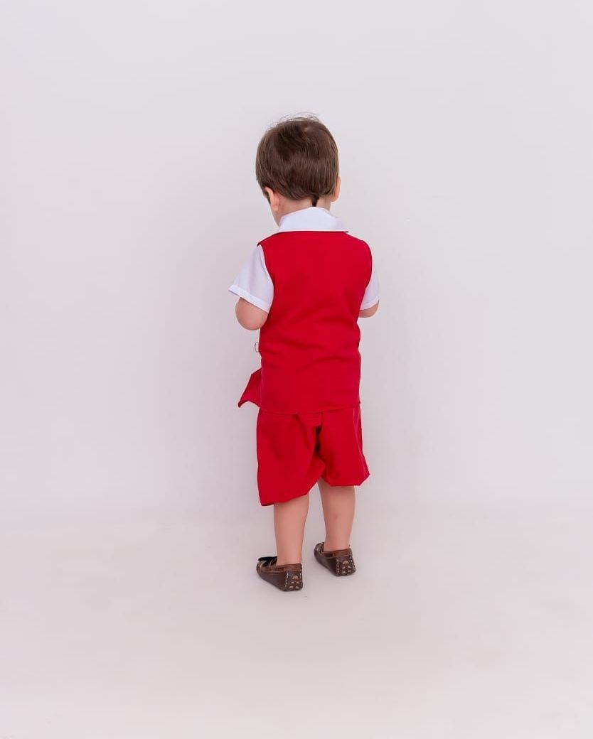 Conj Social Blusa Brancoa + Colete Vermelho