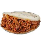 Arepa Rellena de Carne Mechada