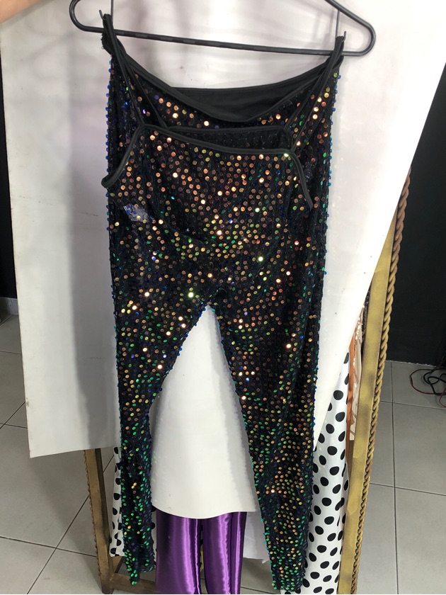 Conjunto negro brillante