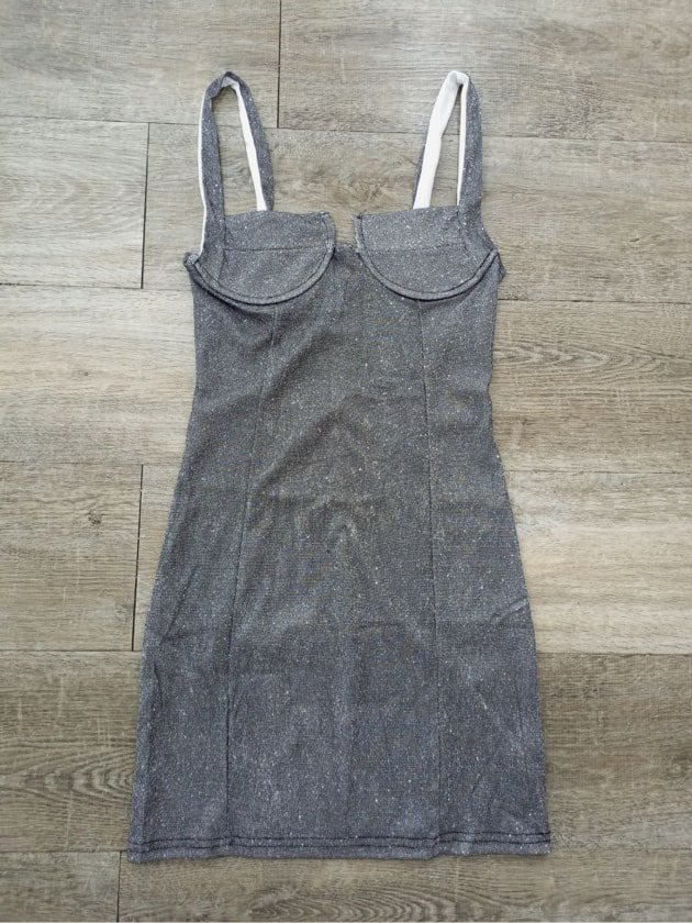 Vestido plateado retro