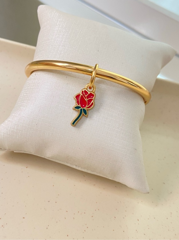 Bracelete com flor vermelha banhada