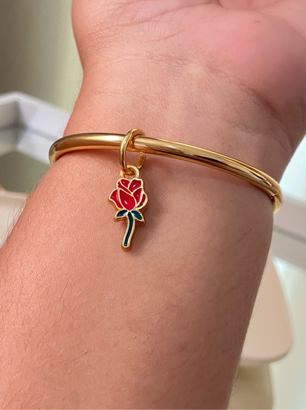 Bracelete com flor vermelha banhada