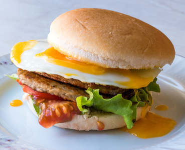 HAMBURGUESA COMPLETA