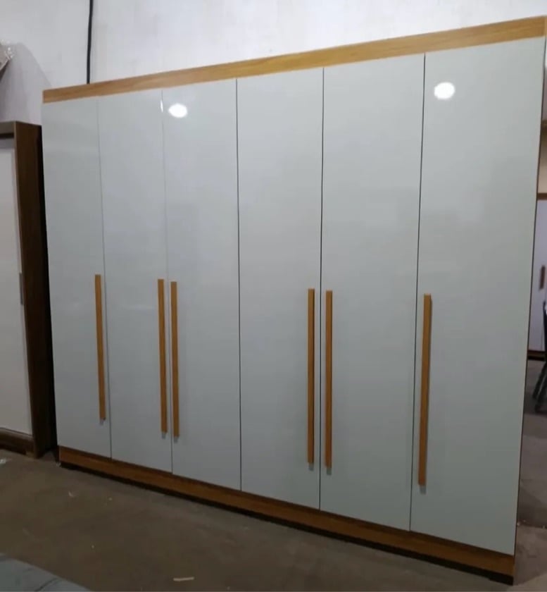 Guarda Roupa Canadá 6P 8G 100% MDF