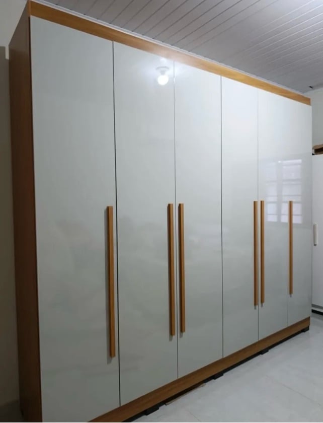 Guarda Roupa Canadá 6P 8G 100% MDF