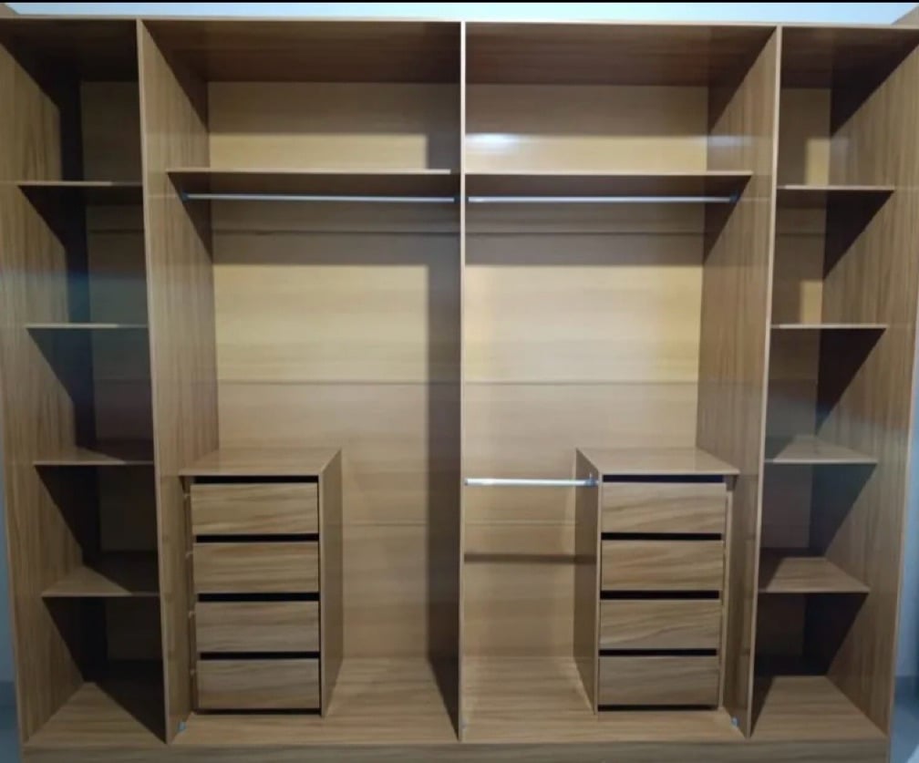 Guarda Roupa Canadá 6P 8G 100% MDF