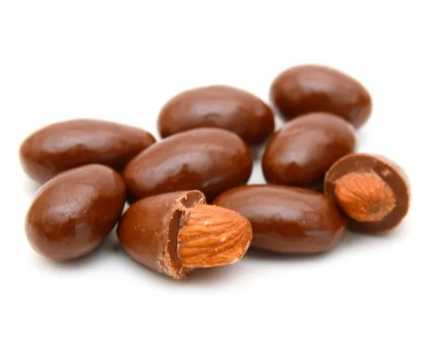 Almendra con chocolate 100g