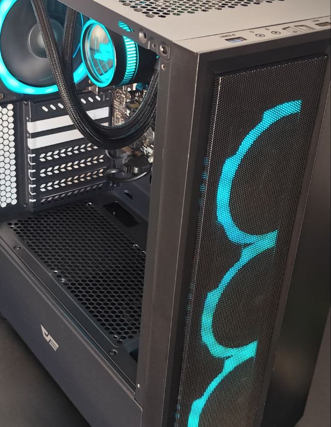 PC Gamer AMD Ryzen 5 3400G, 16 GB DDR4, SSD 256 GB