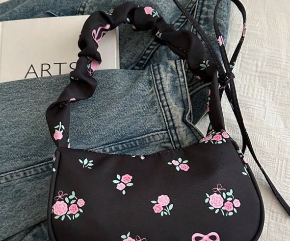 Shoulder bag