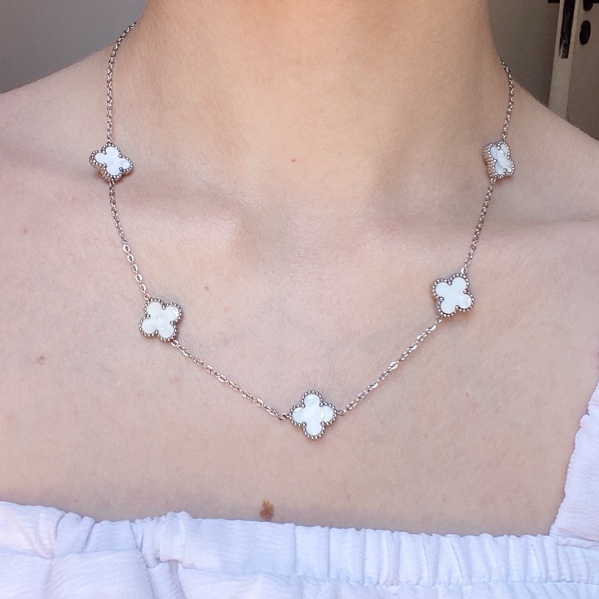 Conjunto Trevo Van cleef branco