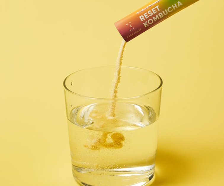 EVERYDAZE BT21 - Powdered Beverage Mix Pre + Probiotics Pineapple Passionfruit
