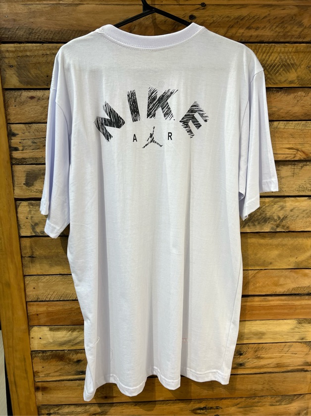 Camiseta Básica Branca