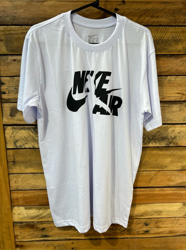 Camiseta Básica Branca