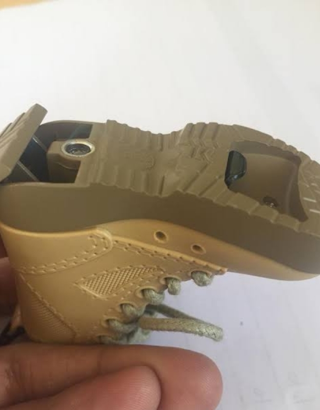 ENCENDEDOR TACTICO TIPO BOTIN
