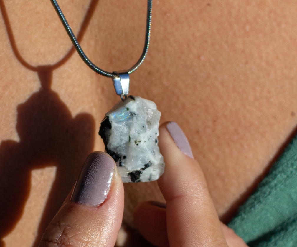 Cordão Pedra da Lua Bruta