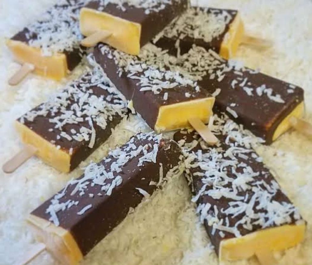 Paleta Grande de Vainilla Cubierta de Chocolate