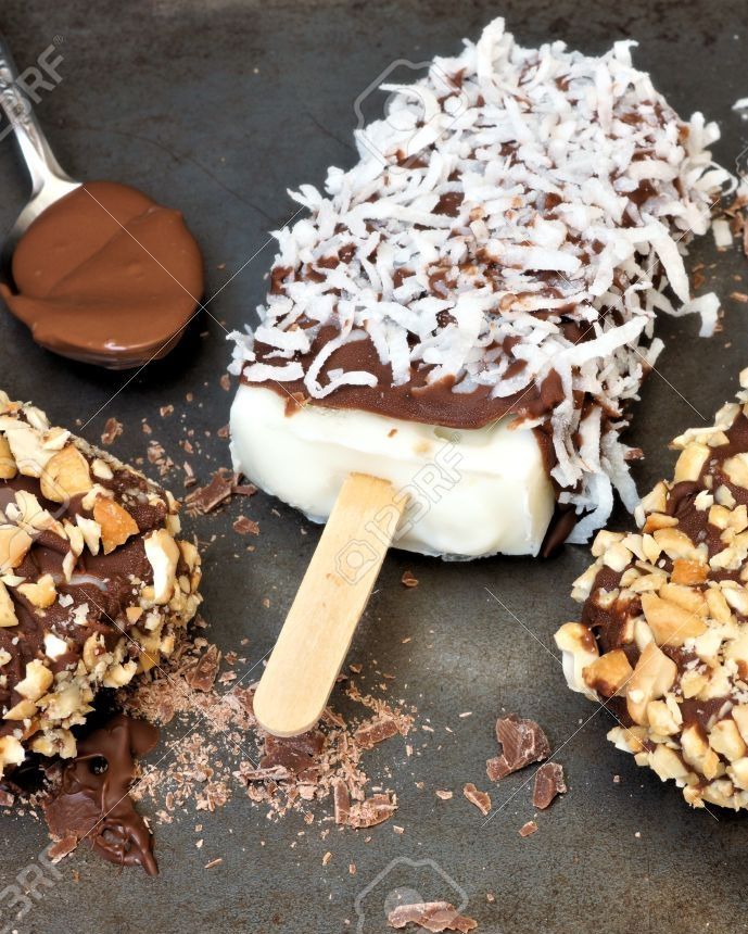 Paleta Grande de Nuez Cubierta de Chocolate