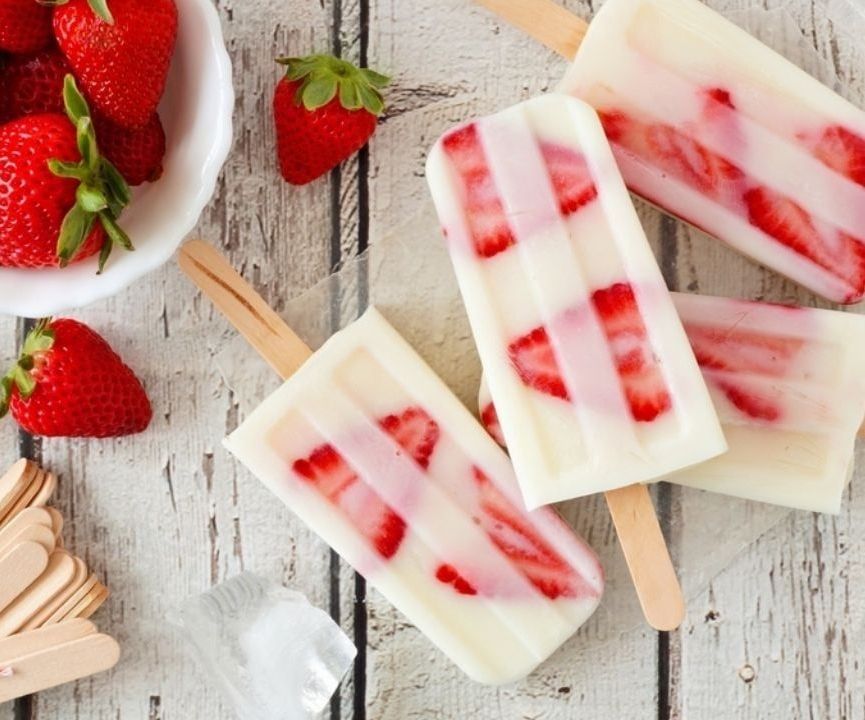 Paleta Grande de Rebanada de Fresas con Crema