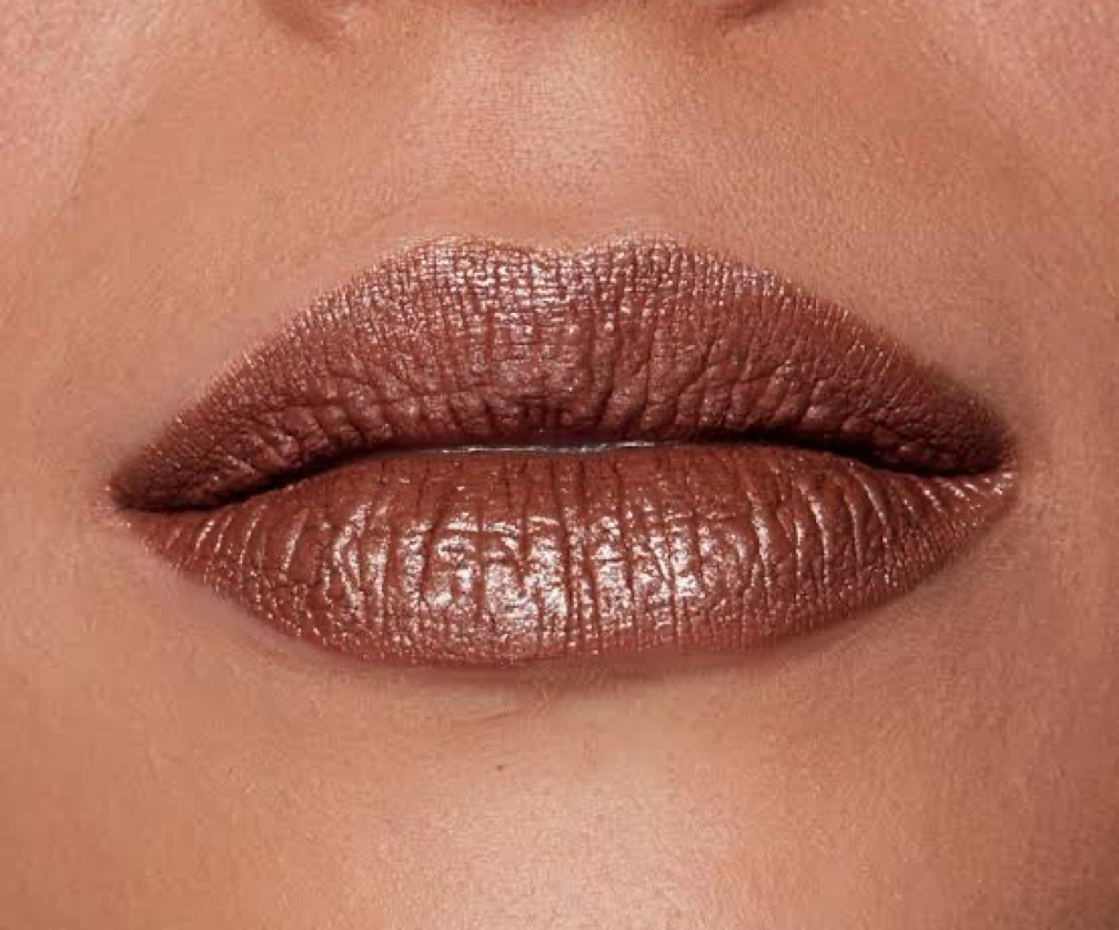 Batom Líquido Matte Glitter Effect Avon Power Stay Nude Pérola - 7ml