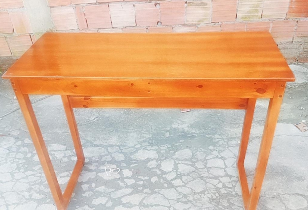 MESA PARA ESTUDO .ESCRITORIO OFFICE E DECORATIVO