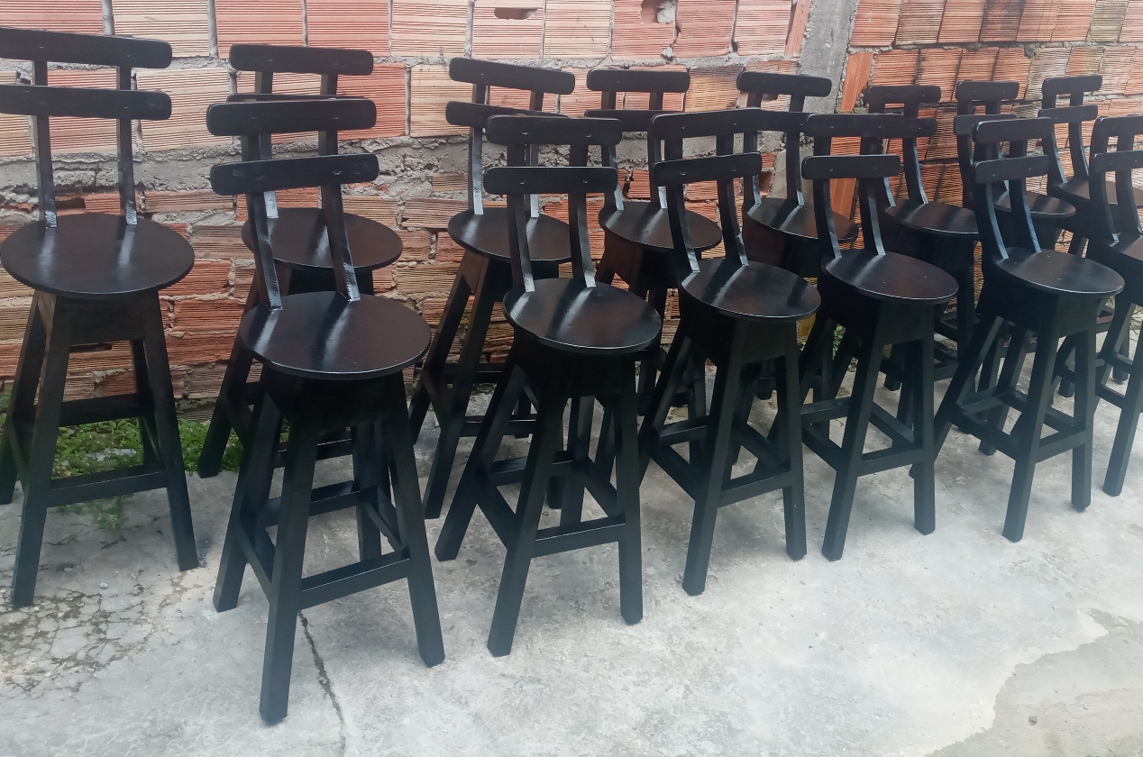 MESAS BISTRO REDONDA COM 2 BANCOS COM ENCOSTO !!!
