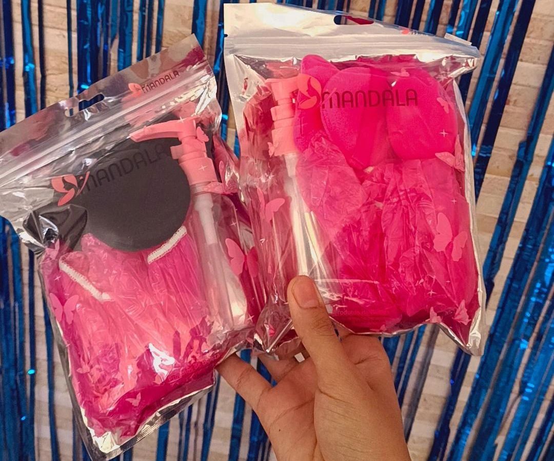 Kit Esponjas + Frasco Pump + Touca de cabelo