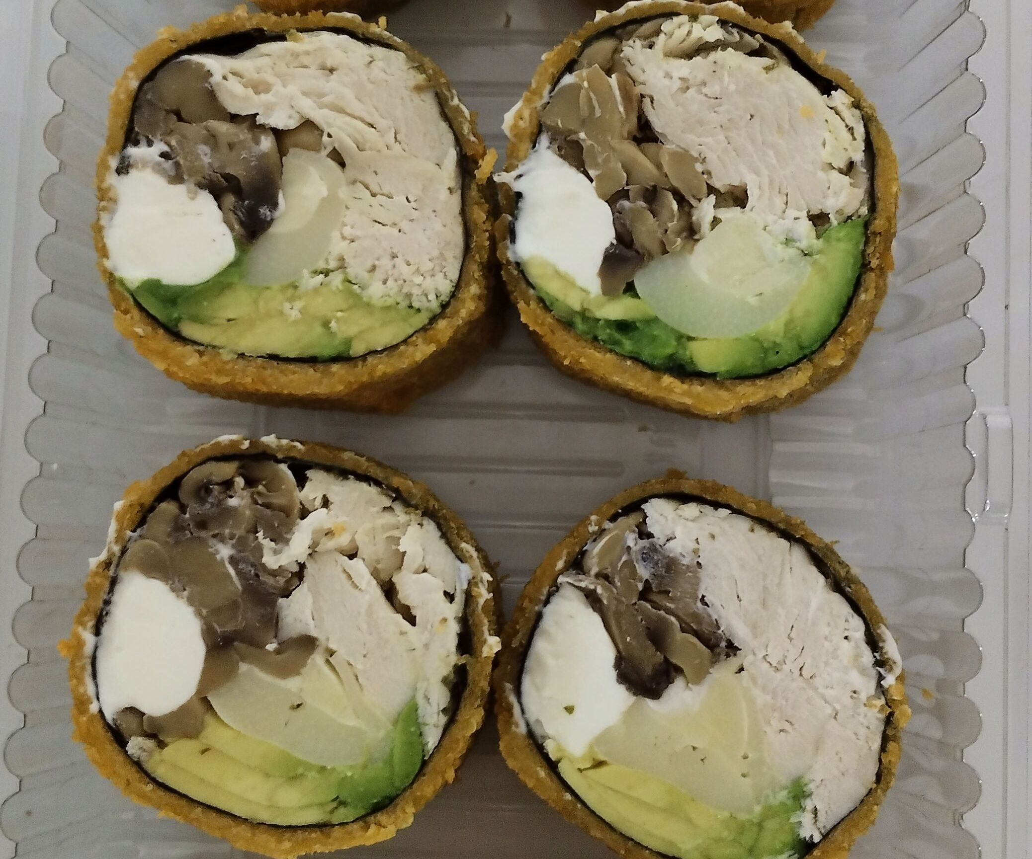 3. Sin arroz Roll premium pollo /champiñon