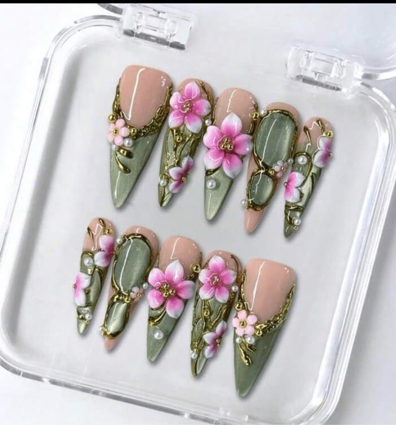 3D HandMade Floral Press On Nails