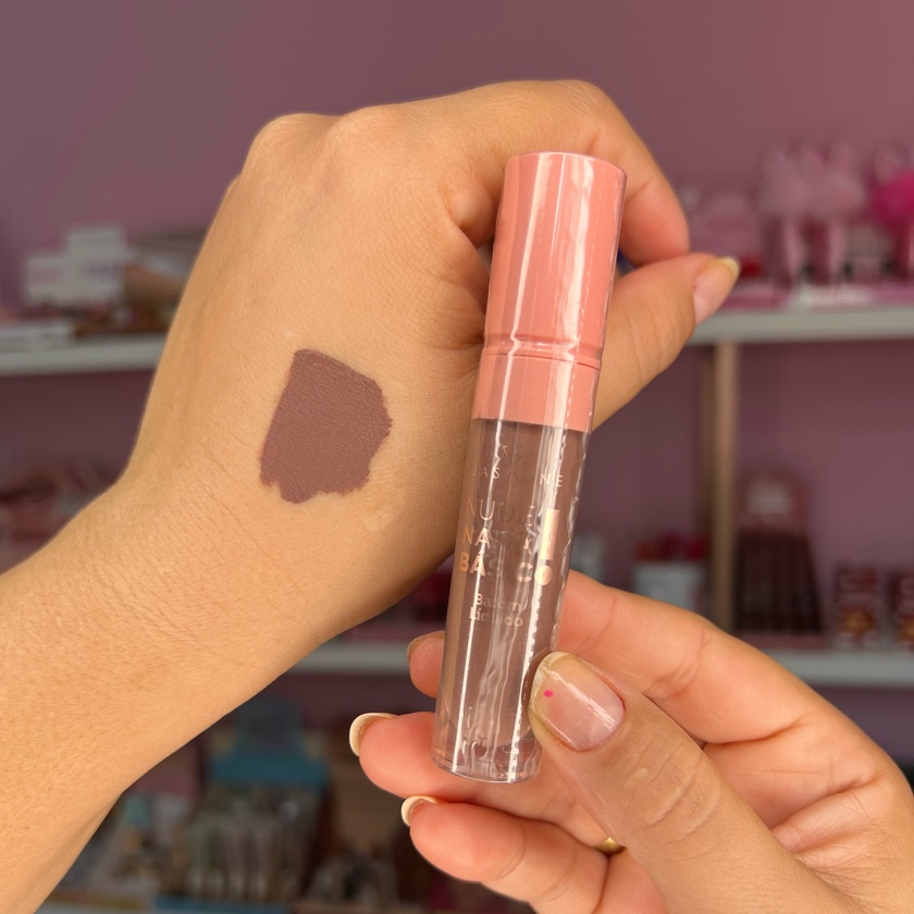 Batom líquido Matte NUDE nada básico - Jasmyne