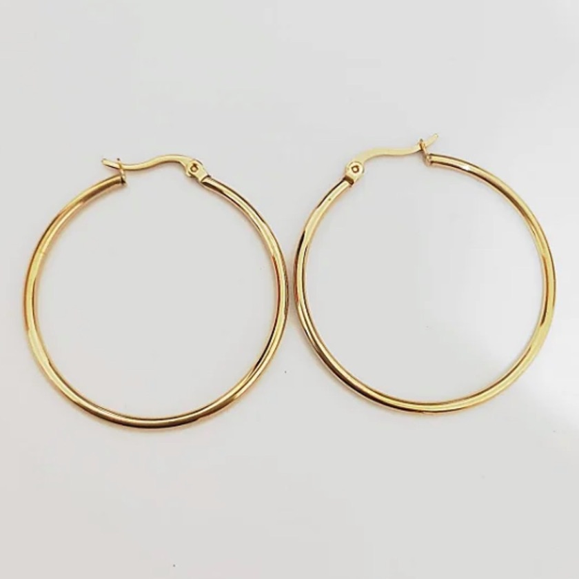 BRINCO DE AÇO ARGOLA MÉDIA 3 CM