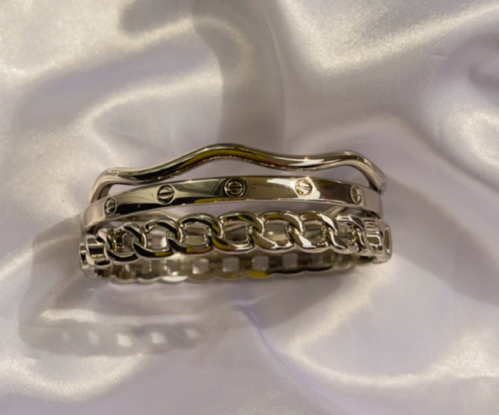 Bracelete corrente fina