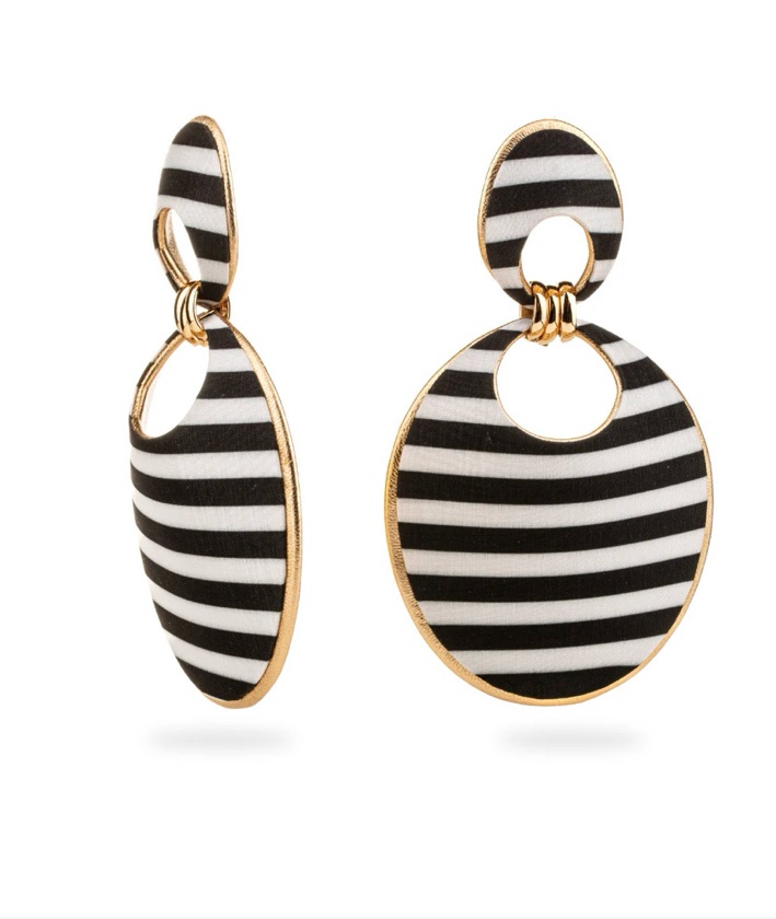 Brinco Concha G Listrado Preto