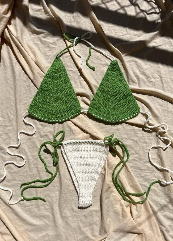 Two-Toned Siren Kini ~ in Green & Ivory